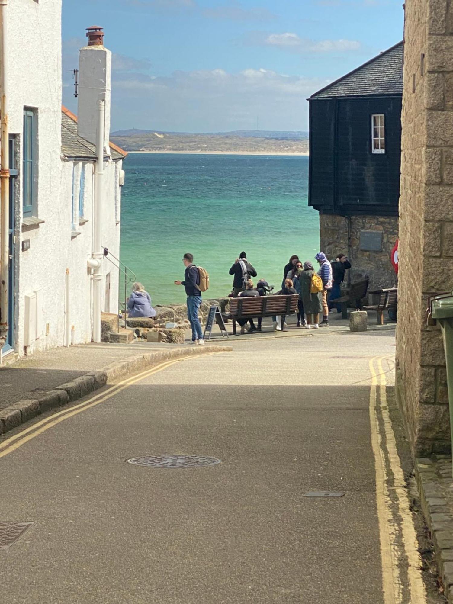 Little Dolly Sea View 2 Bedroom Apartment, St Ives Town, Dog Friendly Exterior photo