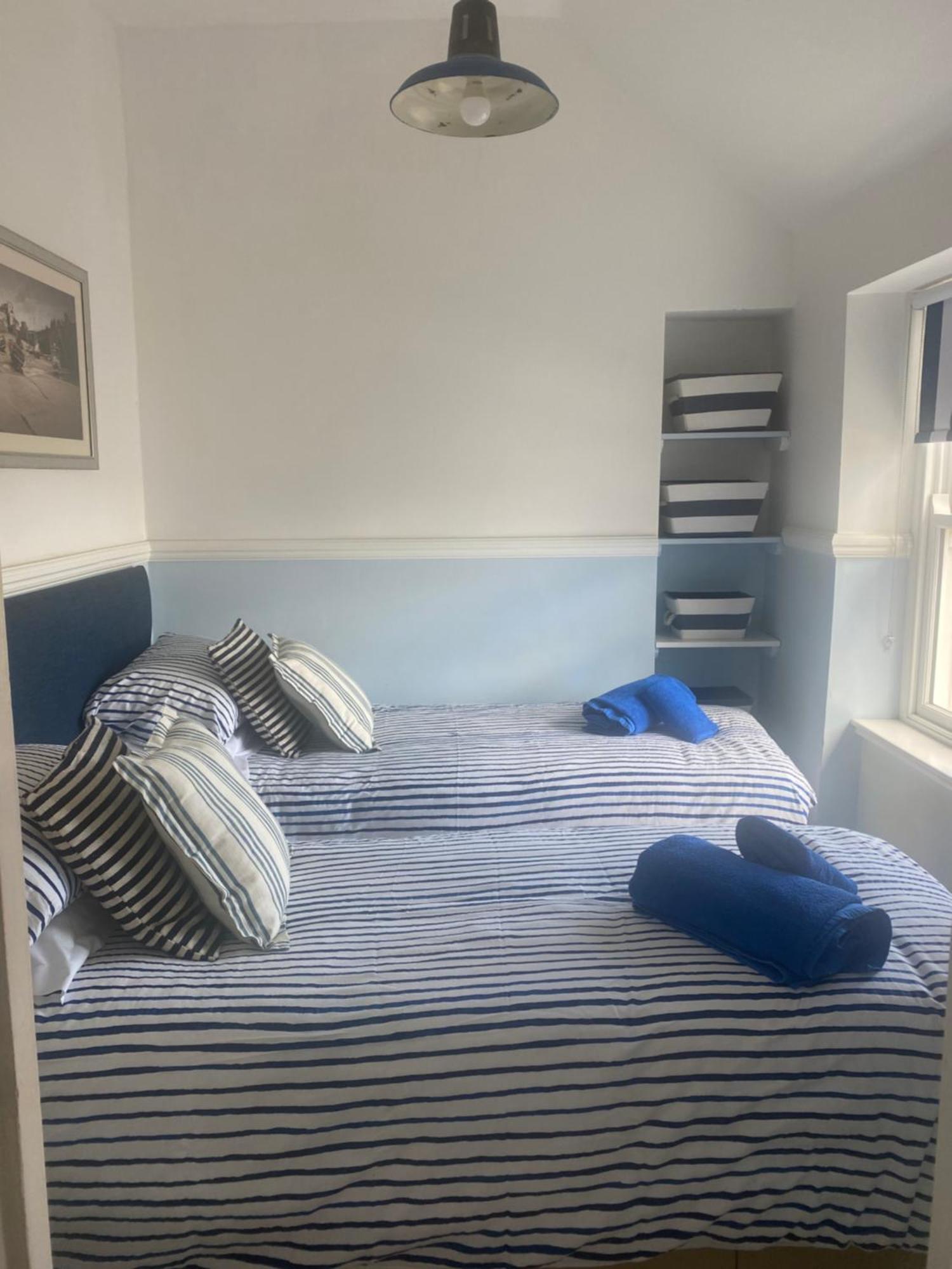 Little Dolly Sea View 2 Bedroom Apartment, St Ives Town, Dog Friendly Exterior photo